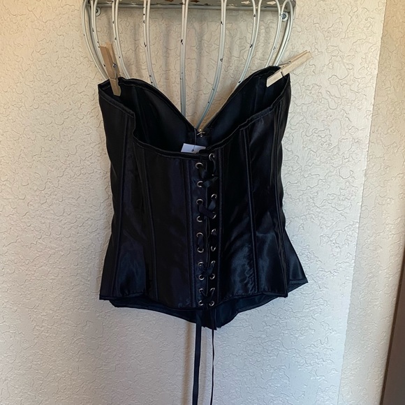 Adjustable Cinch Tie Corset with Boning & Thong - Picture 2 of 8